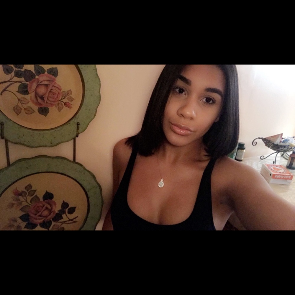 Meet your Posher, Diana